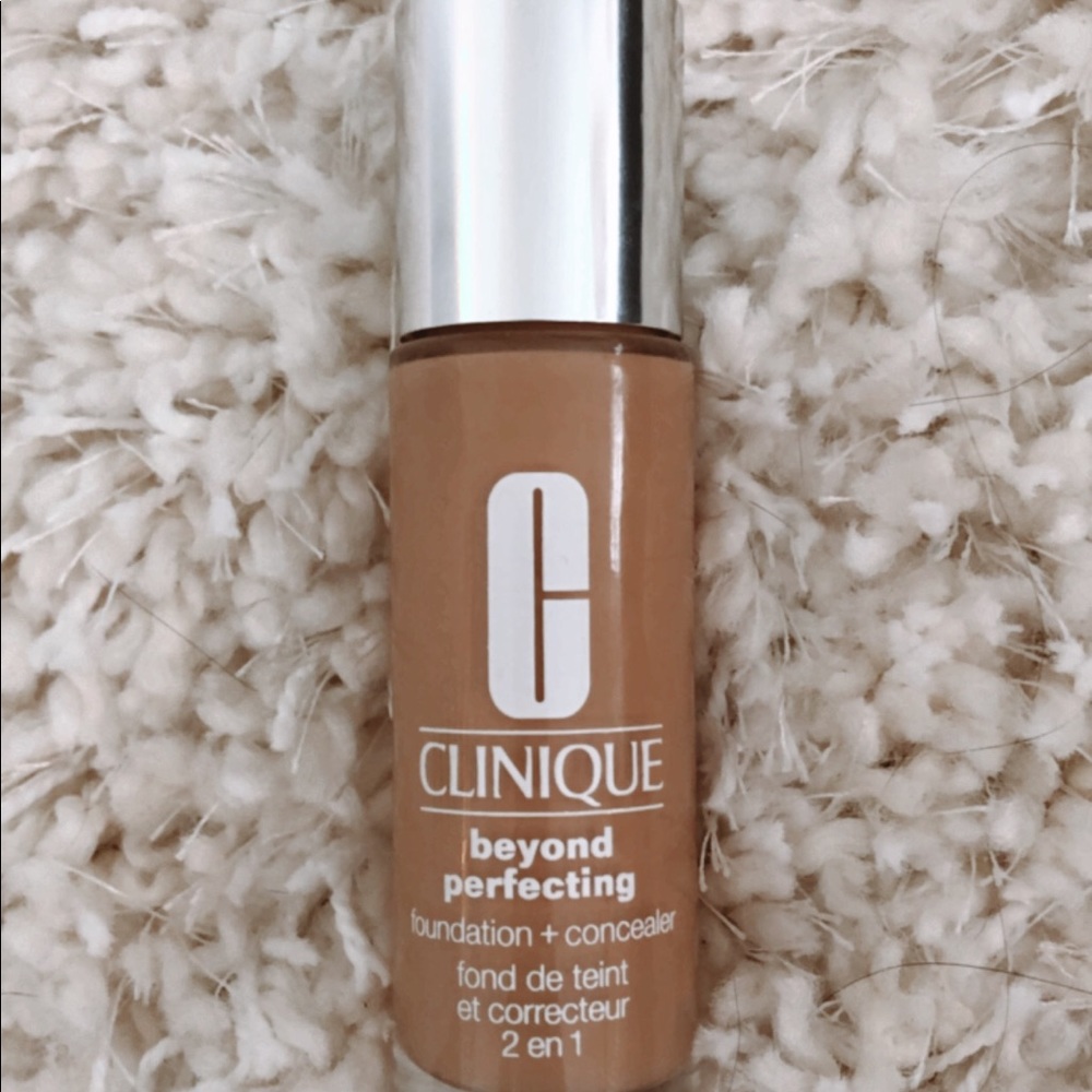 CLINIQUE BEYOND PERFECTING FOUNDATION&CONCEALER